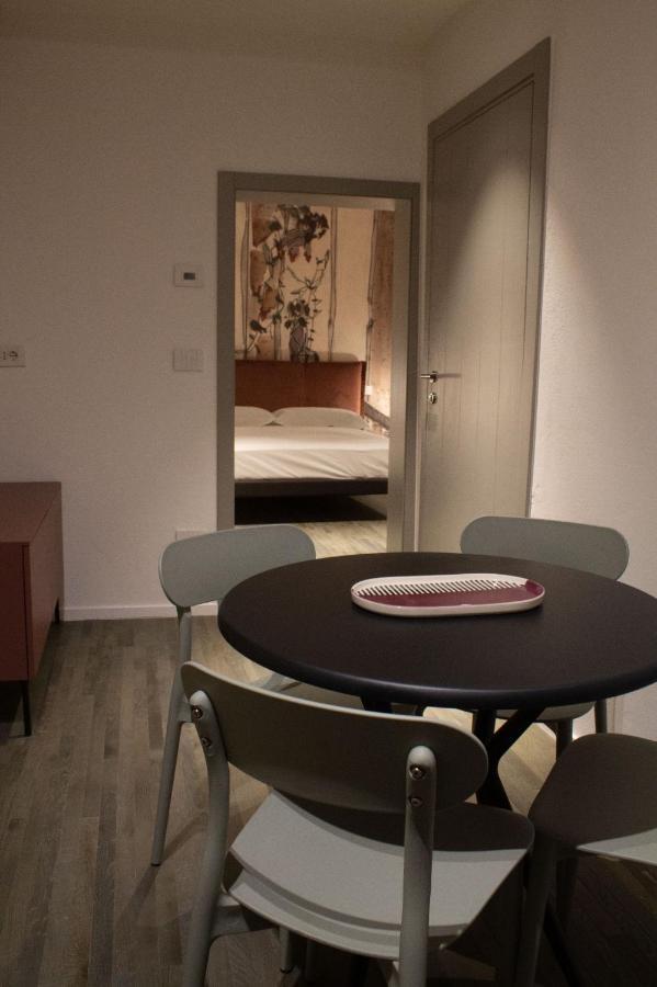 Monachile Apartments โปลีญาโนอามาเร ภายนอก รูปภาพ